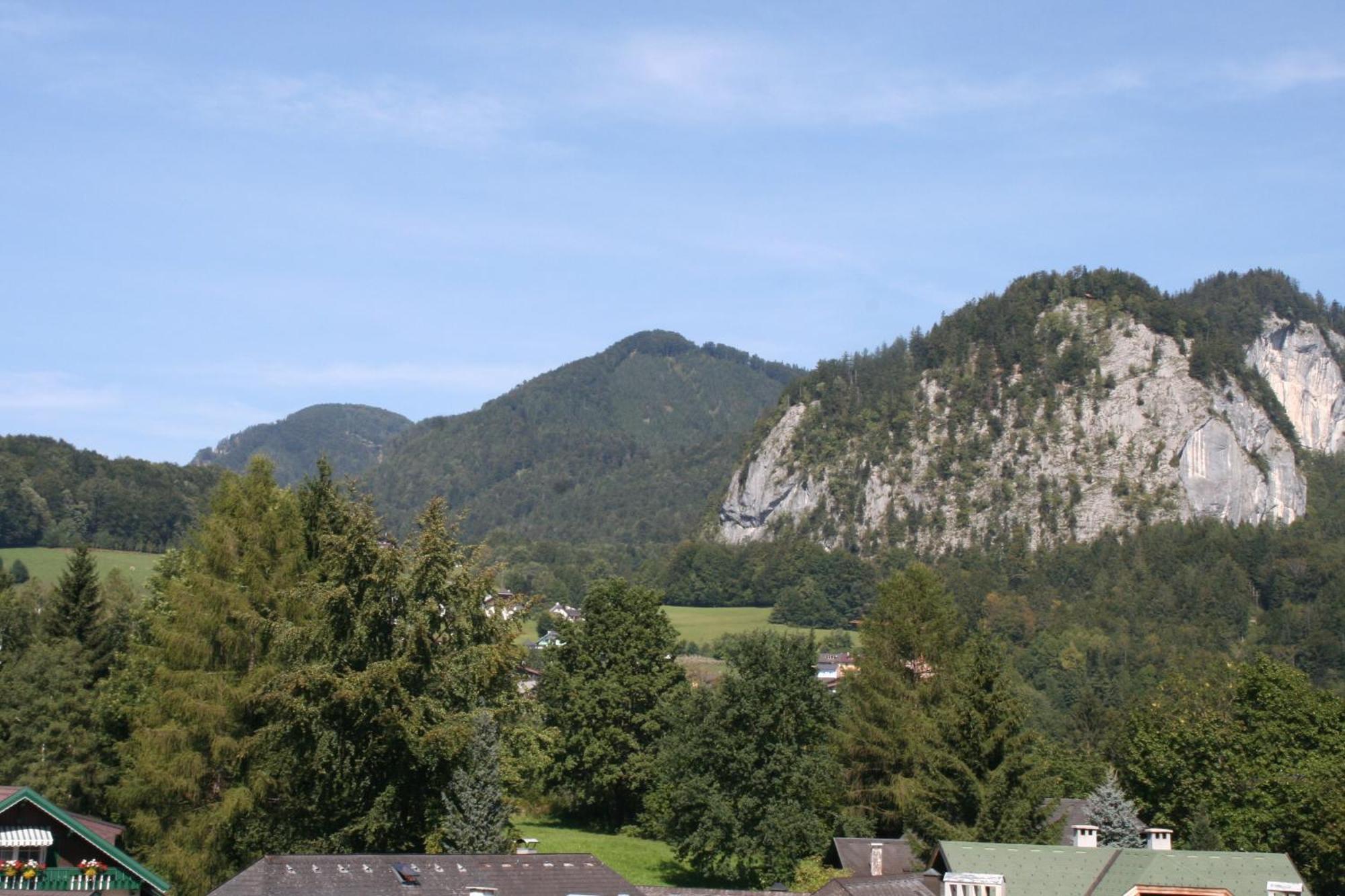 Hotel-Garni Schernthaner Sankt Gilgen Luaran gambar
