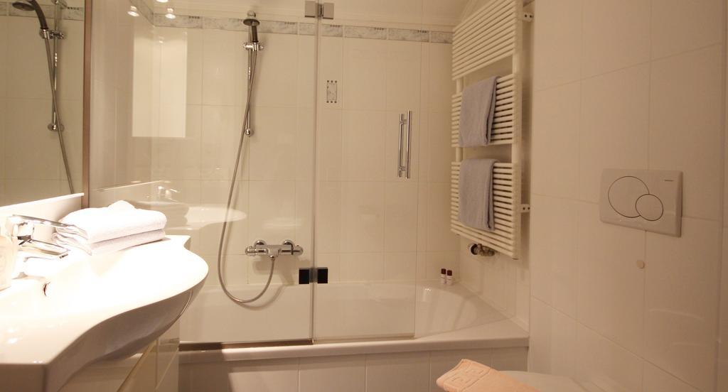 Hotel-Garni Schernthaner Sankt Gilgen Luaran gambar