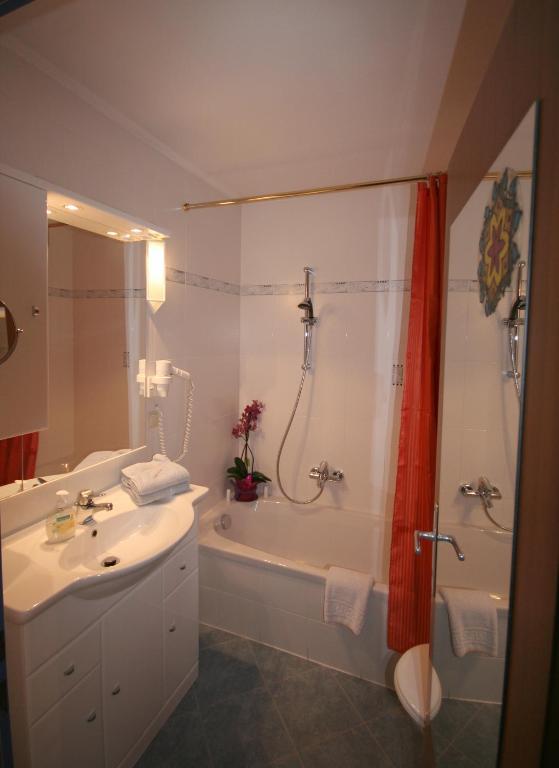 Hotel-Garni Schernthaner Sankt Gilgen Luaran gambar