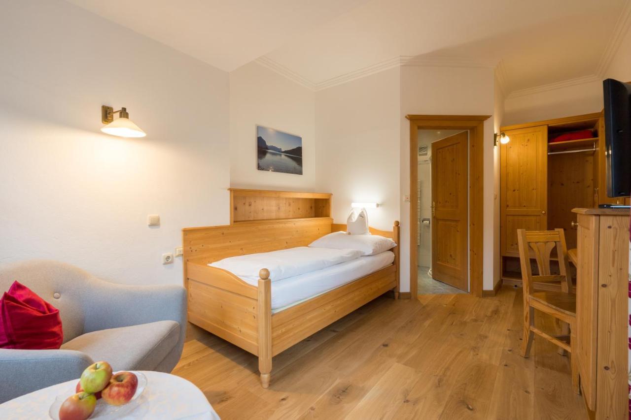 Hotel-Garni Schernthaner Sankt Gilgen Luaran gambar